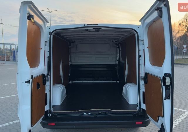 Білий Рено Трафік, об'ємом двигуна 2 л та пробігом 164 тис. км за 23900 $, фото 88 на Automoto.ua