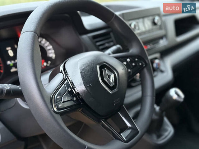 Белый Рено Трафик, объемом двигателя 2 л и пробегом 62 тыс. км за 22150 $, фото 32 на Automoto.ua