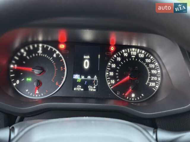 Белый Рено Трафик, объемом двигателя 2 л и пробегом 62 тыс. км за 22150 $, фото 28 на Automoto.ua