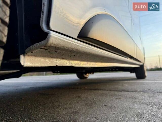 Білий Рено Трафік, об'ємом двигуна 2 л та пробігом 80 тис. км за 26700 $, фото 24 на Automoto.ua