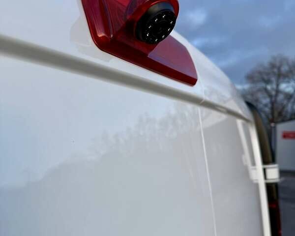 Білий Рено Трафік, об'ємом двигуна 2 л та пробігом 80 тис. км за 26700 $, фото 18 на Automoto.ua