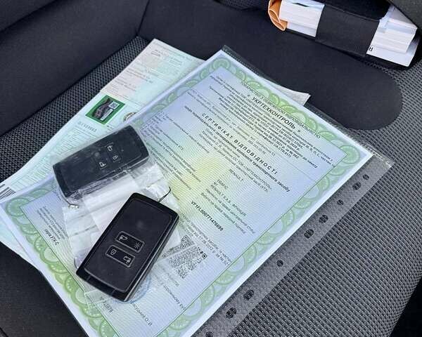 Білий Рено Трафік, об'ємом двигуна 2 л та пробігом 80 тис. км за 26700 $, фото 88 на Automoto.ua