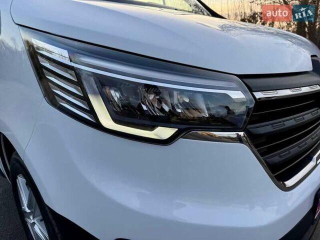 Білий Рено Трафік, об'ємом двигуна 2 л та пробігом 80 тис. км за 26700 $, фото 13 на Automoto.ua