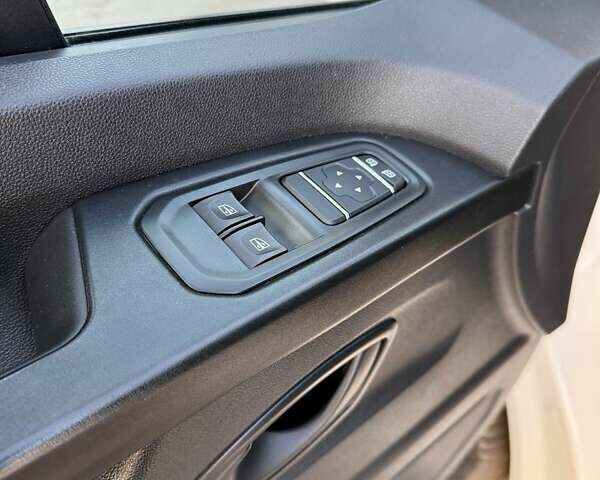 Білий Рено Трафік, об'ємом двигуна 2 л та пробігом 80 тис. км за 26700 $, фото 58 на Automoto.ua