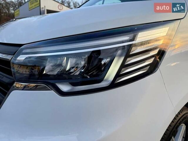 Білий Рено Трафік, об'ємом двигуна 2 л та пробігом 80 тис. км за 26700 $, фото 14 на Automoto.ua