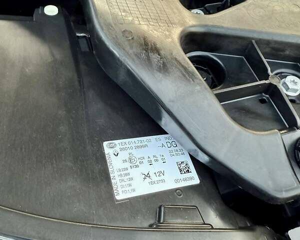 Білий Рено Трафік, об'ємом двигуна 2 л та пробігом 80 тис. км за 26700 $, фото 41 на Automoto.ua