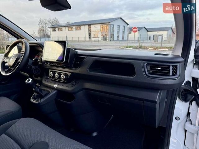 Білий Рено Трафік, об'ємом двигуна 2 л та пробігом 80 тис. км за 26700 $, фото 64 на Automoto.ua