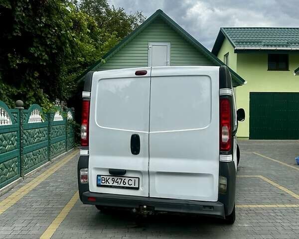 Белый Рено Трафик, объемом двигателя 2 л и пробегом 342 тыс. км за 9800 $, фото 13 на Automoto.ua