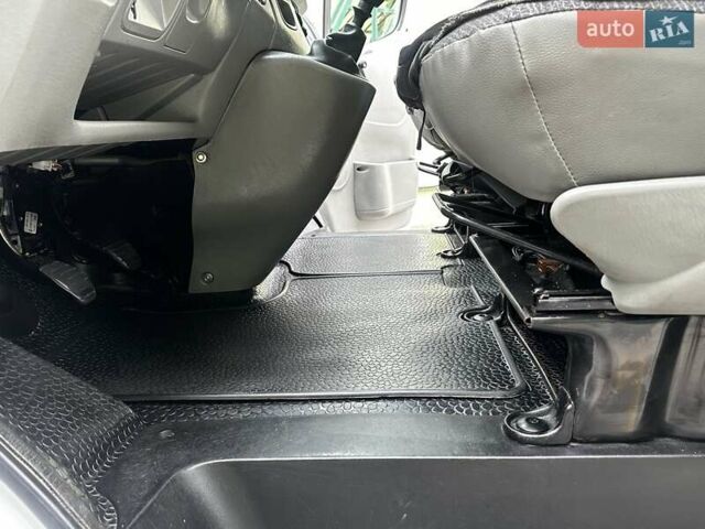 Белый Рено Трафик, объемом двигателя 2 л и пробегом 342 тыс. км за 9800 $, фото 32 на Automoto.ua