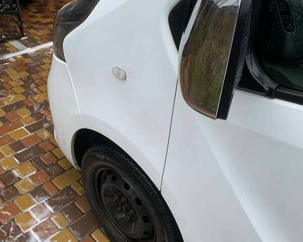 Білий Рено Трафік, об'ємом двигуна 1.6 л та пробігом 207 тис. км за 15500 $, фото 25 на Automoto.ua