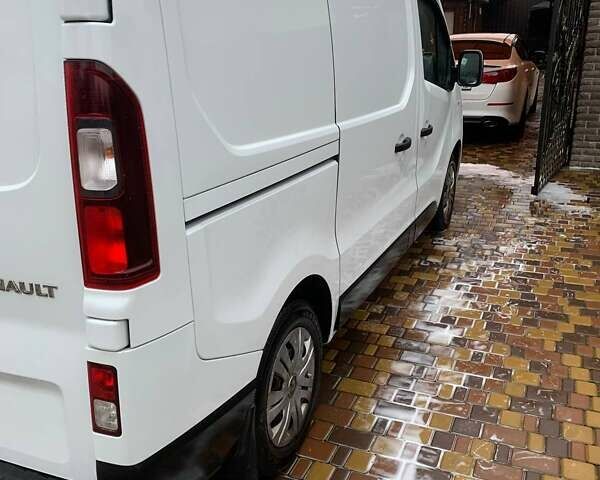 Білий Рено Трафік, об'ємом двигуна 1.6 л та пробігом 207 тис. км за 15500 $, фото 26 на Automoto.ua