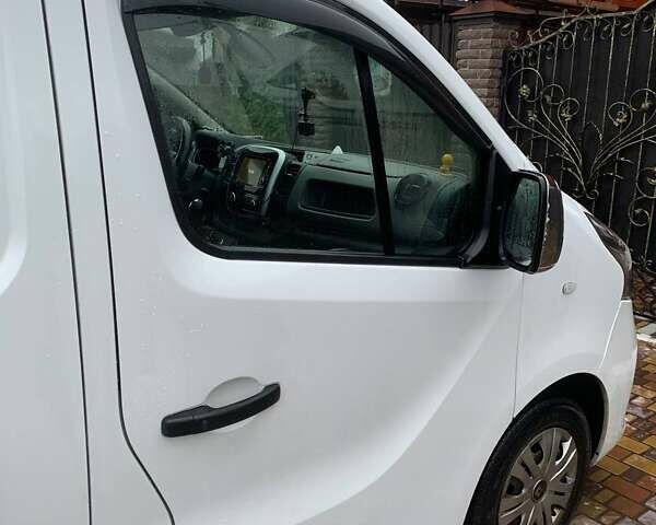 Білий Рено Трафік, об'ємом двигуна 1.6 л та пробігом 207 тис. км за 15500 $, фото 28 на Automoto.ua