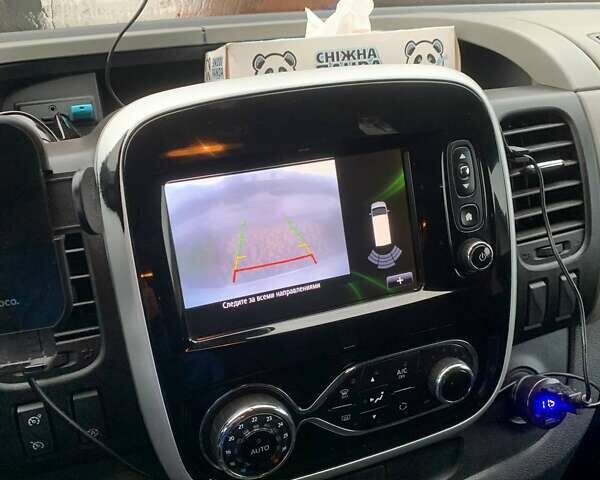 Білий Рено Трафік, об'ємом двигуна 1.6 л та пробігом 207 тис. км за 15500 $, фото 22 на Automoto.ua