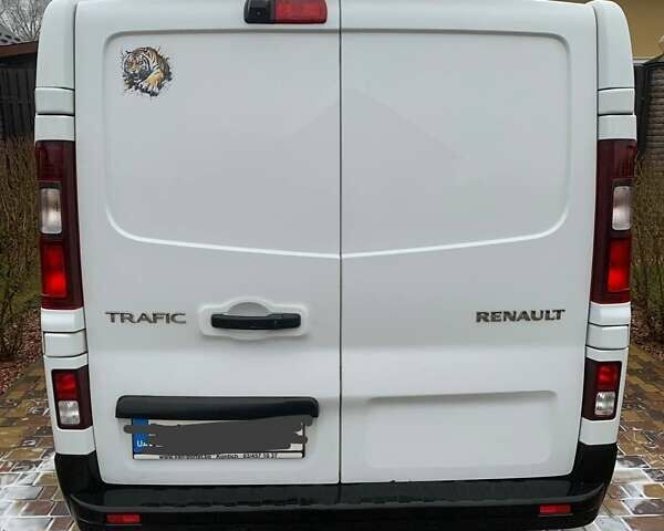 Білий Рено Трафік, об'ємом двигуна 1.6 л та пробігом 207 тис. км за 15500 $, фото 1 на Automoto.ua