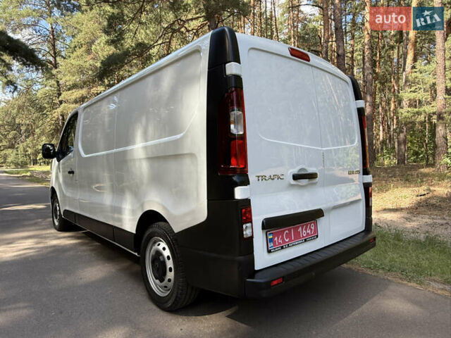 Білий Рено Трафік, об'ємом двигуна 2 л та пробігом 88 тис. км за 25800 $, фото 10 на Automoto.ua