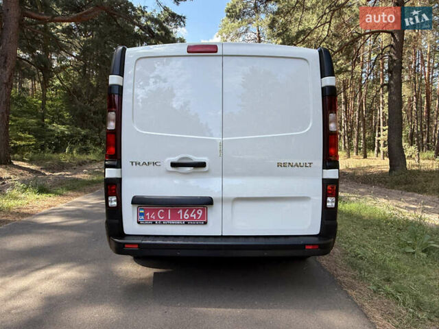 Білий Рено Трафік, об'ємом двигуна 2 л та пробігом 88 тис. км за 25800 $, фото 12 на Automoto.ua