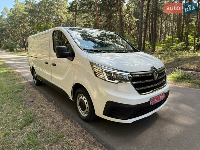 Білий Рено Трафік, об'ємом двигуна 2 л та пробігом 88 тис. км за 25800 $, фото 1 на Automoto.ua