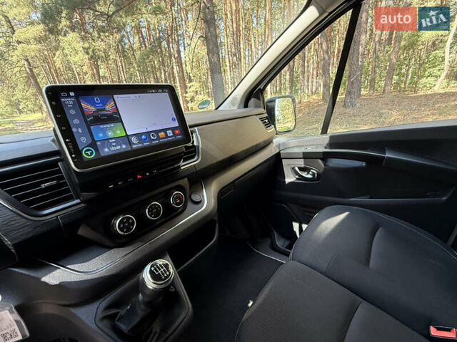Білий Рено Трафік, об'ємом двигуна 2 л та пробігом 88 тис. км за 25800 $, фото 37 на Automoto.ua