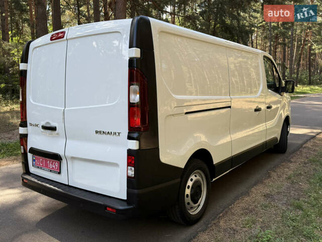 Білий Рено Трафік, об'ємом двигуна 2 л та пробігом 88 тис. км за 25800 $, фото 29 на Automoto.ua