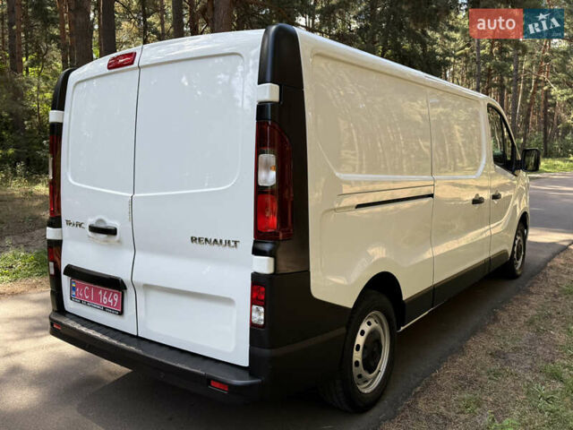 Білий Рено Трафік, об'ємом двигуна 2 л та пробігом 88 тис. км за 25800 $, фото 13 на Automoto.ua