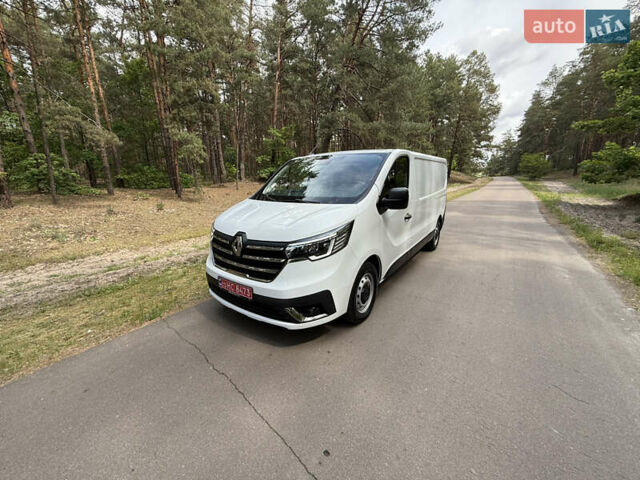 Белый Рено Трафик, объемом двигателя 2 л и пробегом 19 тыс. км за 27800 $, фото 62 на Automoto.ua