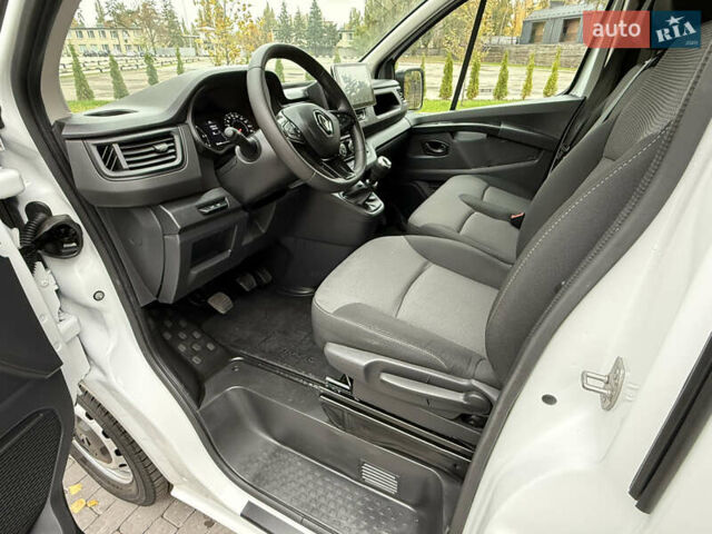 Білий Рено Трафік, об'ємом двигуна 2 л та пробігом 30 тис. км за 26800 $, фото 36 на Automoto.ua
