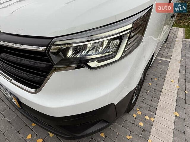 Білий Рено Трафік, об'ємом двигуна 2 л та пробігом 30 тис. км за 26800 $, фото 33 на Automoto.ua