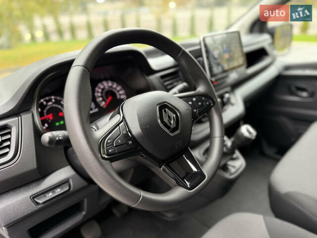 Білий Рено Трафік, об'ємом двигуна 2 л та пробігом 30 тис. км за 26800 $, фото 39 на Automoto.ua