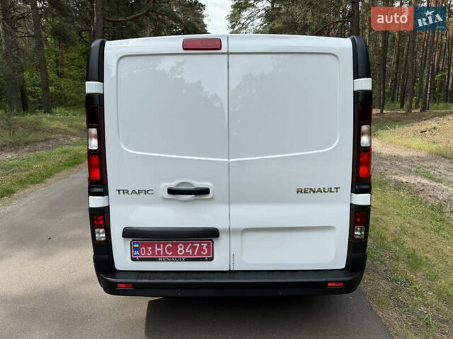Белый Рено Трафик, объемом двигателя 2 л и пробегом 19 тыс. км за 27800 $, фото 11 на Automoto.ua