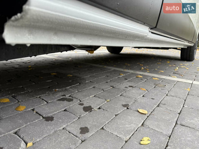 Білий Рено Трафік, об'ємом двигуна 2 л та пробігом 30 тис. км за 26800 $, фото 31 на Automoto.ua