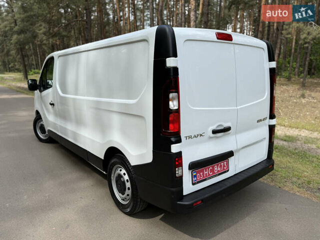 Белый Рено Трафик, объемом двигателя 2 л и пробегом 19 тыс. км за 27800 $, фото 52 на Automoto.ua