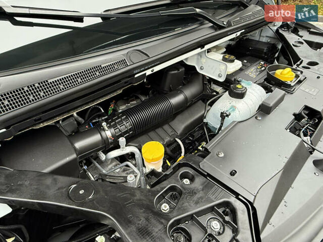 Білий Рено Трафік, об'ємом двигуна 2 л та пробігом 30 тис. км за 26800 $, фото 61 на Automoto.ua