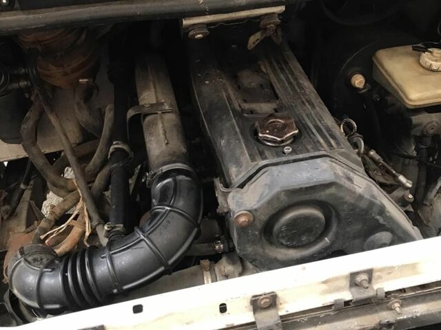 Белый Рено Трафик, объемом двигателя 2.5 л и пробегом 65 тыс. км за 2500 $, фото 1 на Automoto.ua