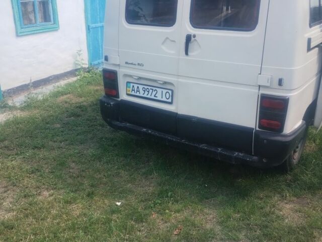 Белый Рено Трафик, объемом двигателя 2 л и пробегом 500 тыс. км за 2439 $, фото 21 на Automoto.ua
