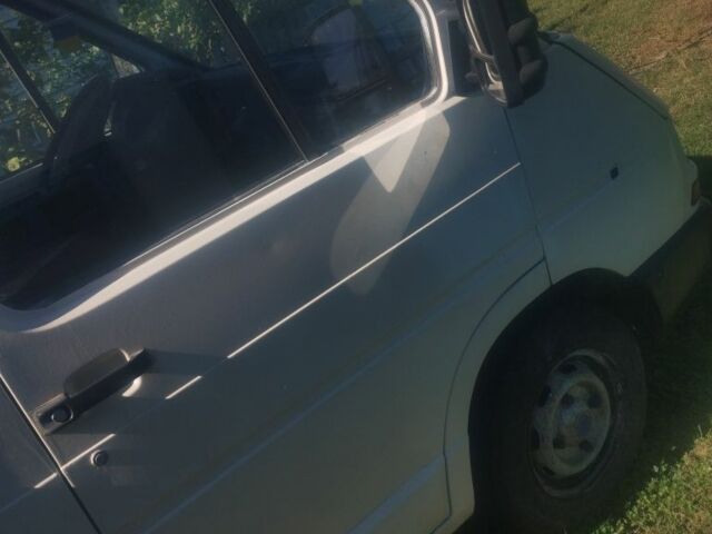 Белый Рено Трафик, объемом двигателя 2 л и пробегом 500 тыс. км за 2439 $, фото 8 на Automoto.ua