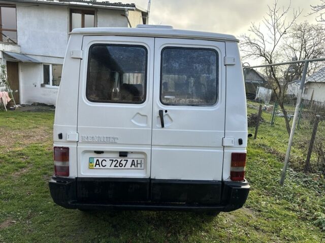 Белый Рено Трафик, объемом двигателя 1.7 л и пробегом 204 тыс. км за 1431 $, фото 3 на Automoto.ua