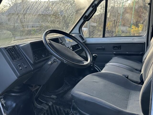 Белый Рено Трафик, объемом двигателя 1.7 л и пробегом 204 тыс. км за 1431 $, фото 8 на Automoto.ua