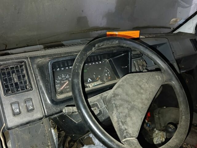 Белый Рено Трафик, объемом двигателя 2 л и пробегом 250 тыс. км за 1000 $, фото 6 на Automoto.ua