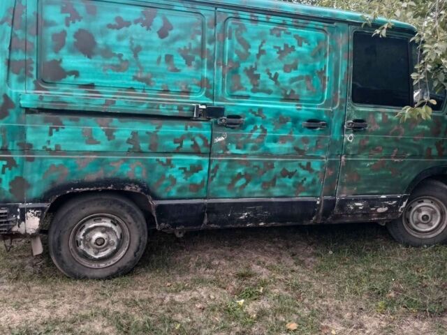 Білий Рено Трафік, об'ємом двигуна 2.5 л та пробігом 345 тис. км за 1093 $, фото 3 на Automoto.ua