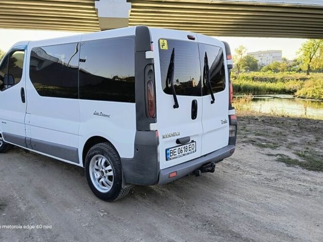 Білий Рено Трафік, об'ємом двигуна 1.9 л та пробігом 420 тис. км за 6000 $, фото 7 на Automoto.ua