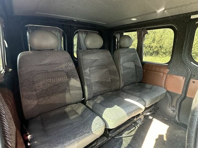 Белый Рено Трафик, объемом двигателя 1.9 л и пробегом 300 тыс. км за 6000 $, фото 5 на Automoto.ua