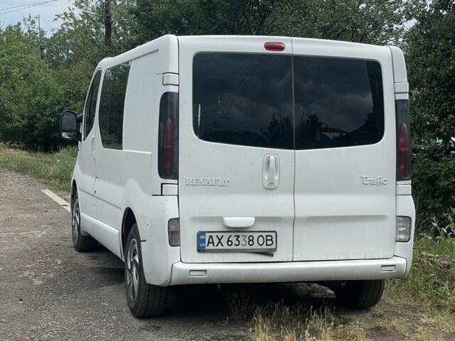 Білий Рено Трафік, об'ємом двигуна 1.9 л та пробігом 400 тис. км за 6000 $, фото 1 на Automoto.ua
