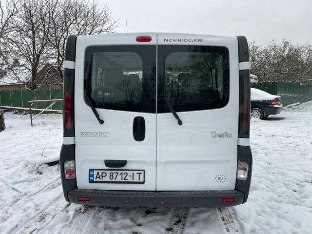 Білий Рено Трафік, об'ємом двигуна 1.9 л та пробігом 408 тис. км за 7000 $, фото 9 на Automoto.ua