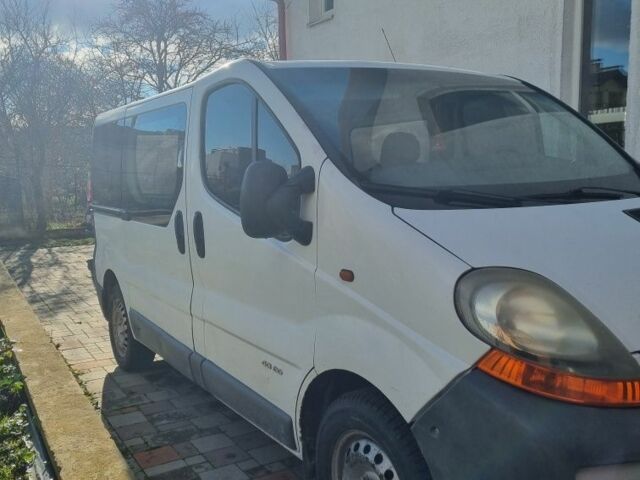 Білий Рено Трафік, об'ємом двигуна 1.9 л та пробігом 288 тис. км за 4500 $, фото 1 на Automoto.ua
