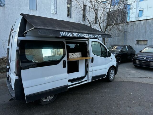 Білий Рено Трафік, об'ємом двигуна 1.9 л та пробігом 300 тис. км за 6200 $, фото 2 на Automoto.ua