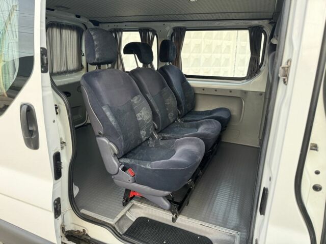 Білий Рено Трафік, об'ємом двигуна 1.9 л та пробігом 318 тис. км за 7300 $, фото 11 на Automoto.ua