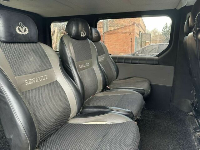 Білий Рено Трафік, об'ємом двигуна 1.9 л та пробігом 300 тис. км за 5250 $, фото 9 на Automoto.ua