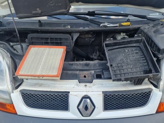 Білий Рено Трафік, об'ємом двигуна 0 л та пробігом 400 тис. км за 7770 $, фото 20 на Automoto.ua