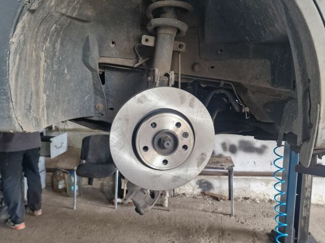 Білий Рено Трафік, об'ємом двигуна 0 л та пробігом 400 тис. км за 7770 $, фото 14 на Automoto.ua