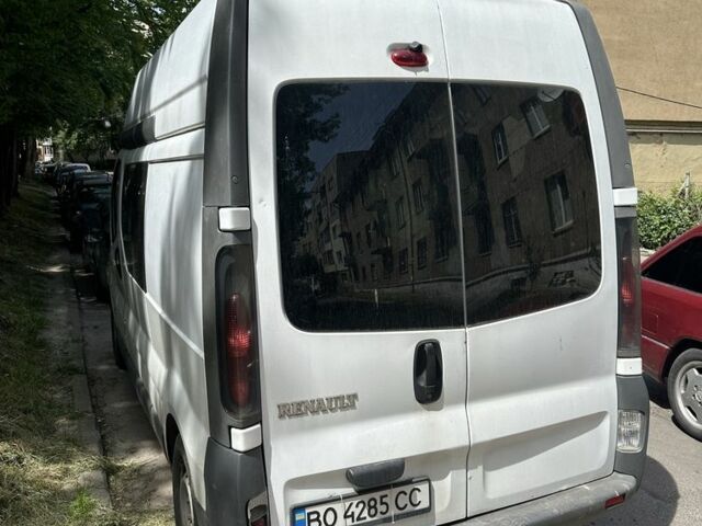Білий Рено Трафік, об'ємом двигуна 1.9 л та пробігом 284 тис. км за 7400 $, фото 1 на Automoto.ua